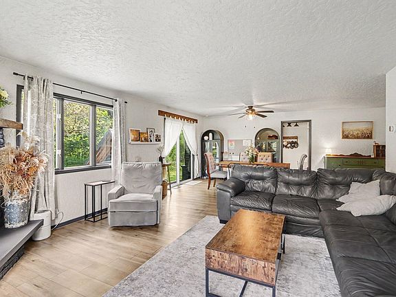 5th image of 172 26th St