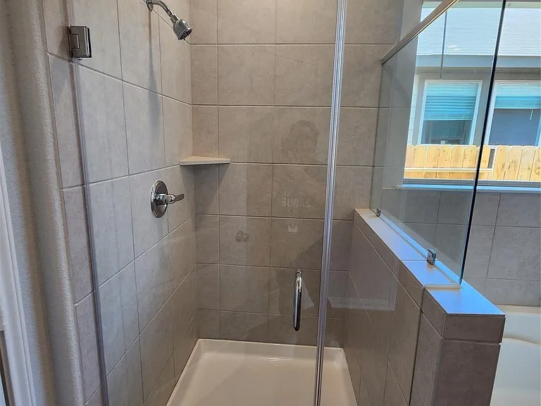 11318 Cora Ln — Photo 14