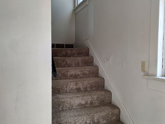 Stairs up to the apartment