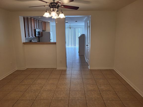 2nd image of 10851 Lake Saint Charles Blvd