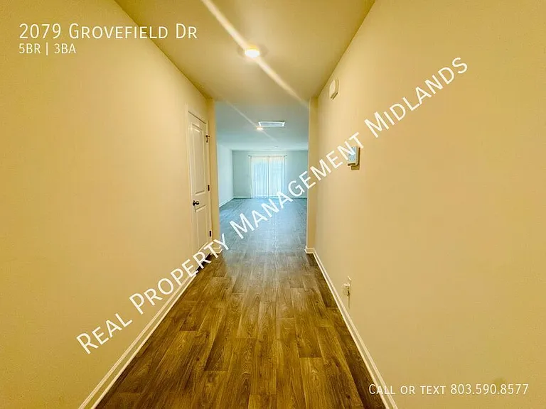 2079 Grovefield Dr — Photo 4