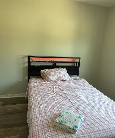 142 Hamilton Dr — Photo 38