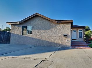 6906 White Ave, Long Beach, CA 90805