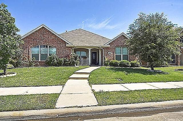 1st image of 1409 Crutchfield Ln