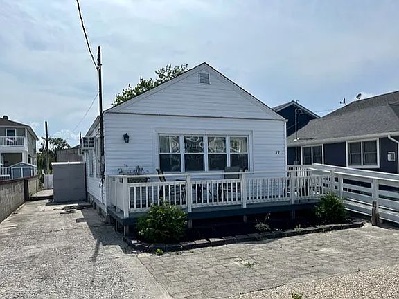2nd image of 12 Beach 220 St
