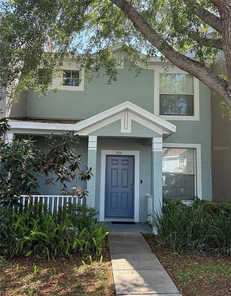 2 bed, 2.5 bath, 1231 sqft, $1,650 — Photo 1