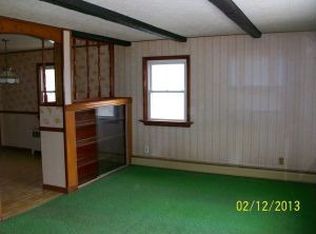 29 Water St, Adams, MA 01220