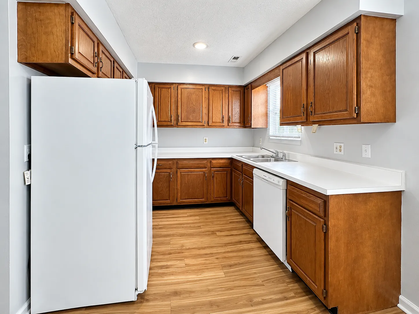 306 Spangler Drive - 5 — Photo 3