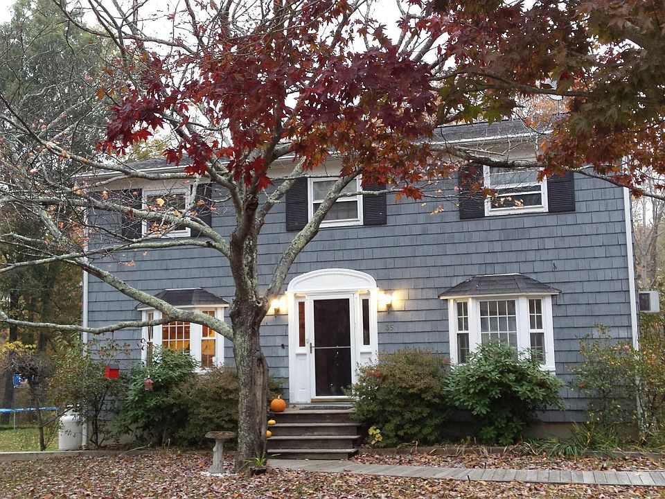 Sterling Pl 3 5 35 Sterling Dr New Milford CT Zillow