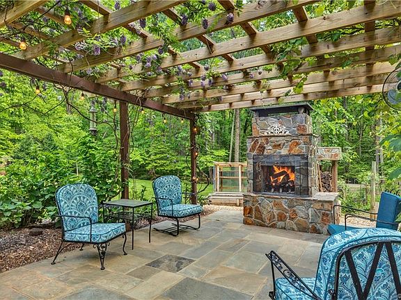2nd image of 2766 Spencerwood Dr