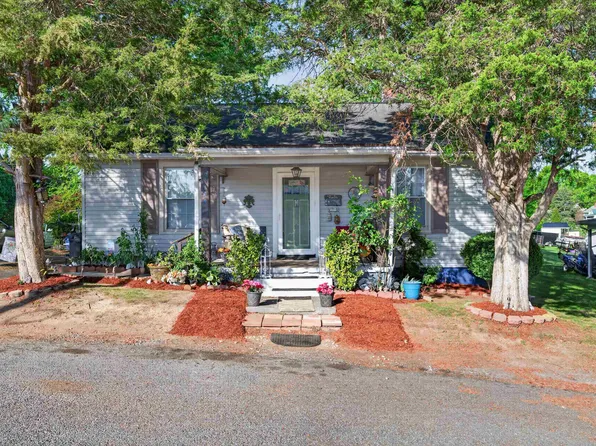 175 Lahue Dr, Wytheville, VA 24382