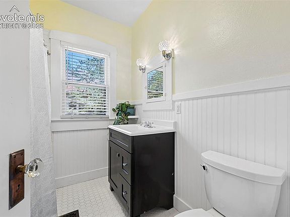 5th image of 1520 N Weber St