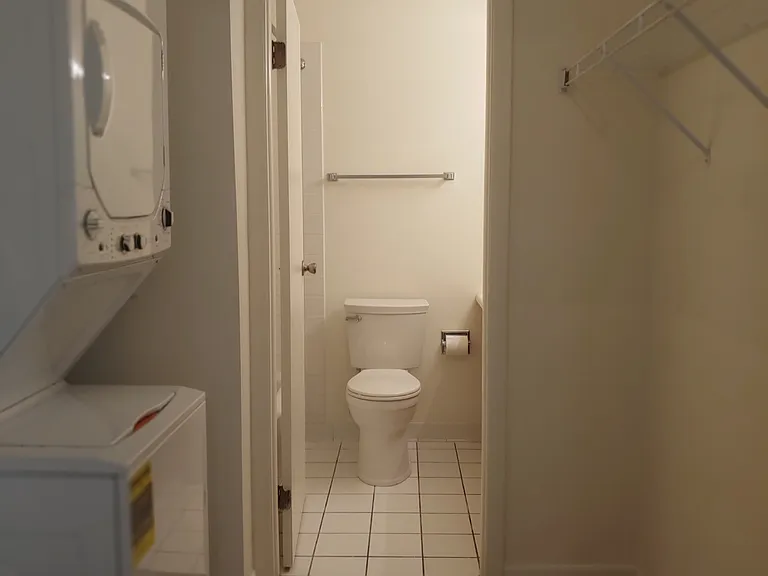 5820 Oakwood Dr #5J — Photo 8