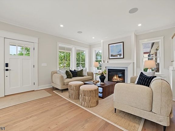 4th image of 30 Peapack Rd