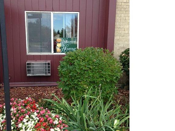 5th image of 8250 N 46th St APT 105