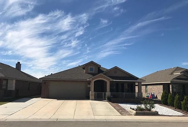 1st image of 9907 Rainbow Dr