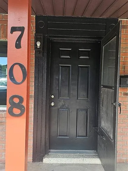708 Pennsylvania Ave — Photo 2