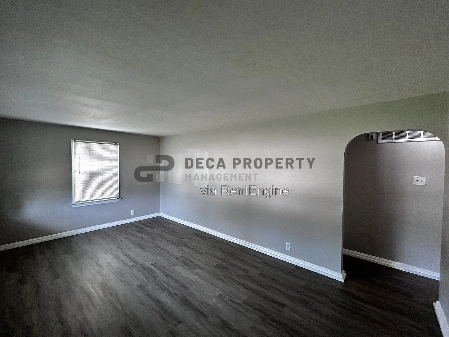 3 bed, 1.0 bath, 972 sqft, $1,295 — Photo 3