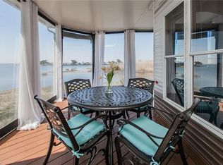 3665 Sandpiper Rd #47, Virginia Beach, VA 23456