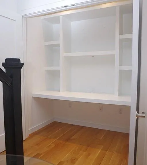 Office / storage nook with built-ins