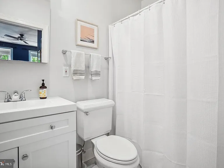 1324 Euclid St NW #103 — Photo 7