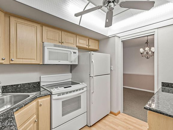 5th image of 1224 S Peninsula Dr APT 105