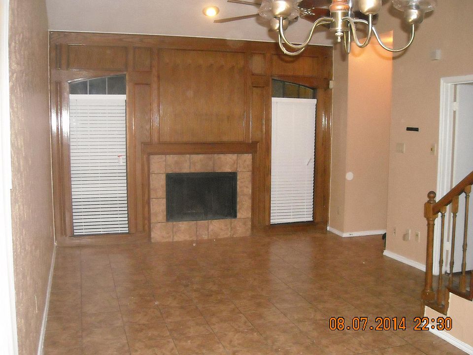 Living Area WBFP