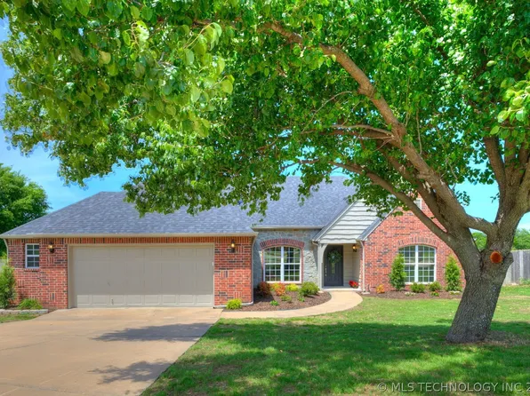 8512 N 100th East Ave, Owasso, OK 74055