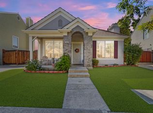 360 Chaucer Dr, Brentwood, CA