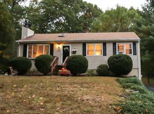 92 Ridge Rd, Smithfield, RI 02917