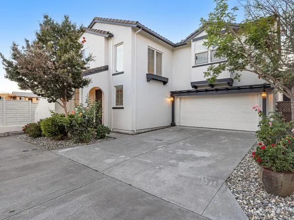 1462 - 1464 Trombetta Street, Santa Rosa, CA 95407