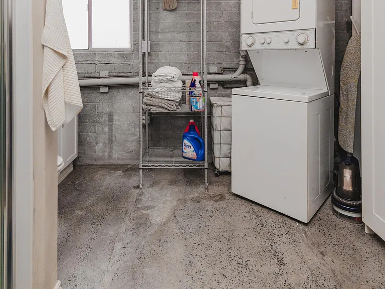 353 E Thomas Rd #C307 — Photo 22