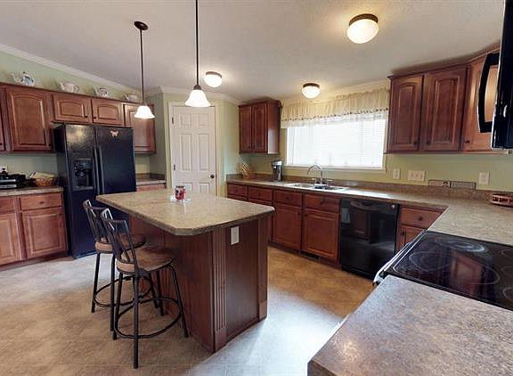 2nd image of 181 Heatherbrooke Est