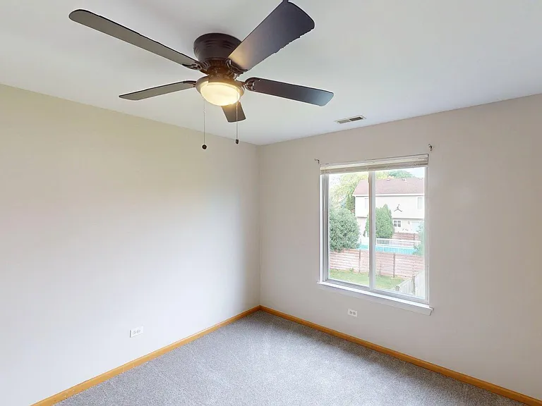 2529 Stonybrook Dr — Photo 13