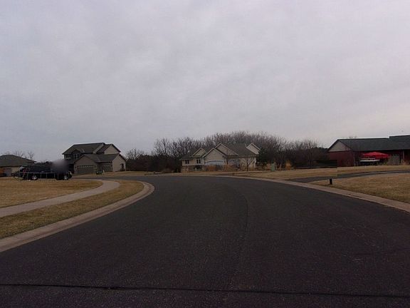 5th image of 28539 Lakeside Dr