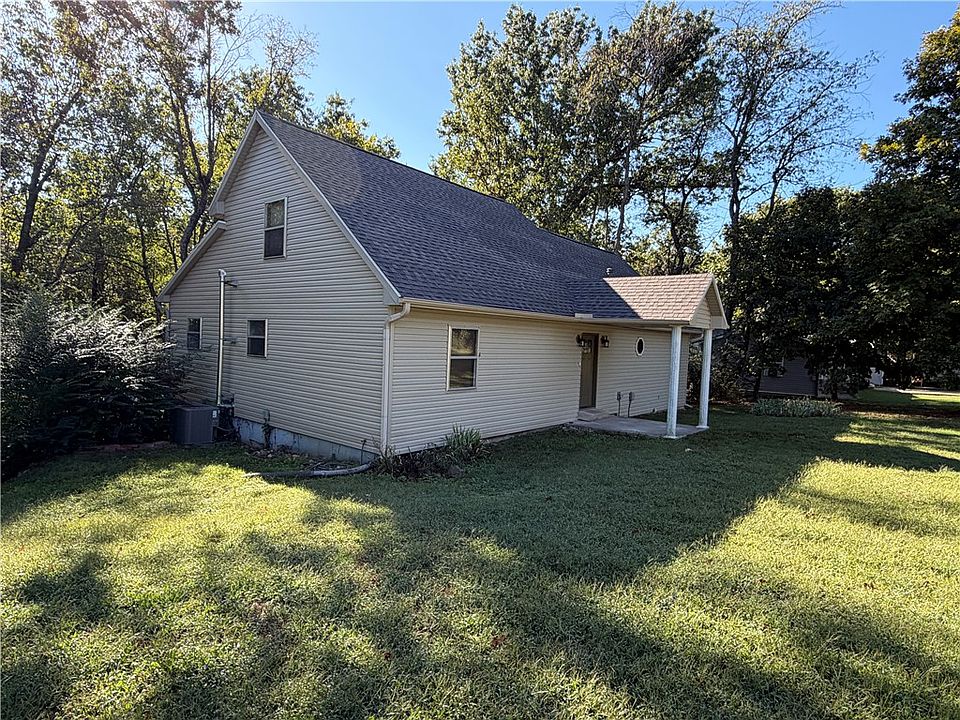 1st image of 338 Serenity Dr