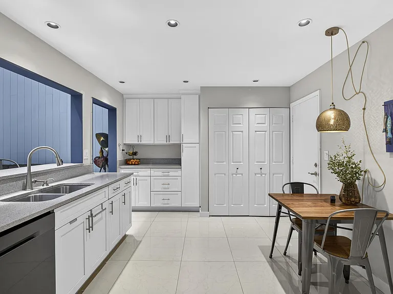 11894 Donlin Dr #11894 — Photo 42