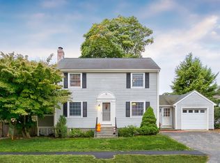 16 Puritan Rd, Beverly, MA 01915