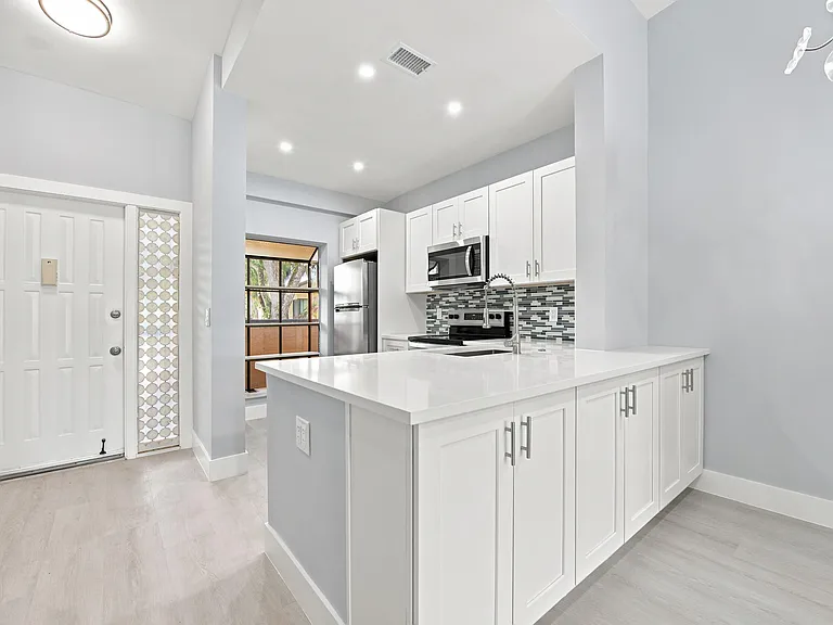 2249 SW 15th St #188 — Photo 9