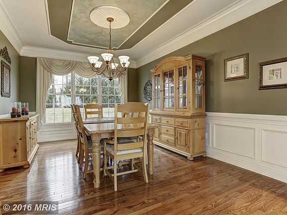 4th image of 2227 Greencedar Dr