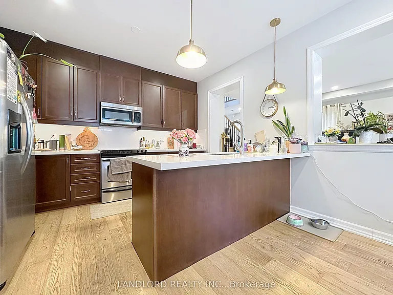31 Ida Jane Grv — Photo 2