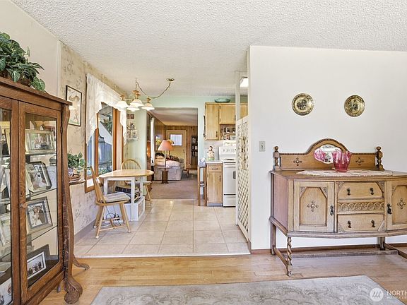 5th image of 8716 NE 135th Place