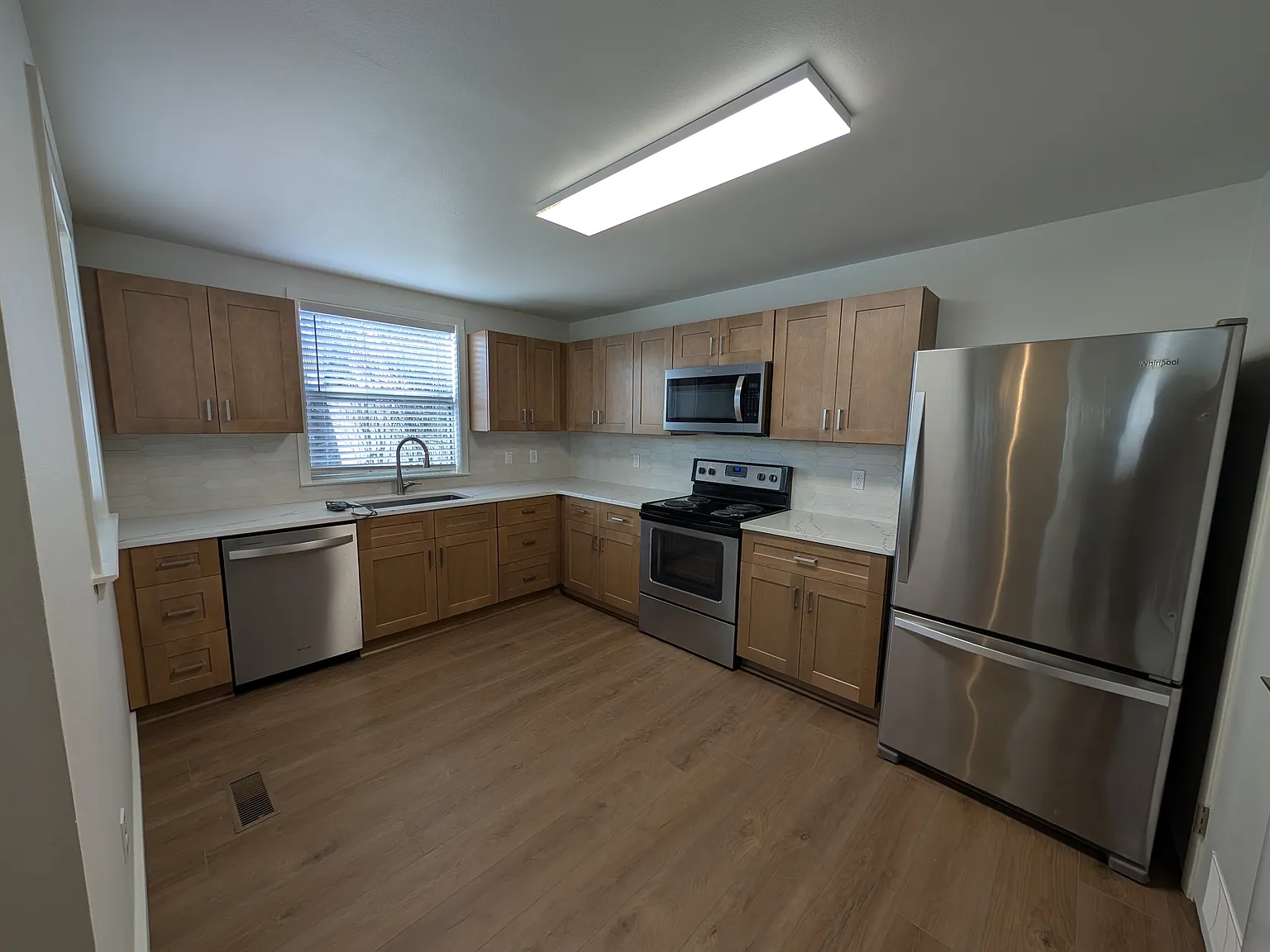 1 bed, 800 sqft, $1,095 — Photo 2