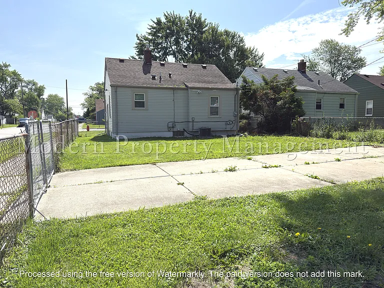 13316 Fordline St — Photo 8