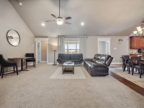 5th image of 7710 Kirby Ave