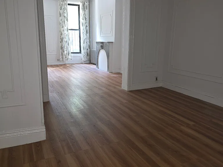 177 15th St #1 — Photo 4