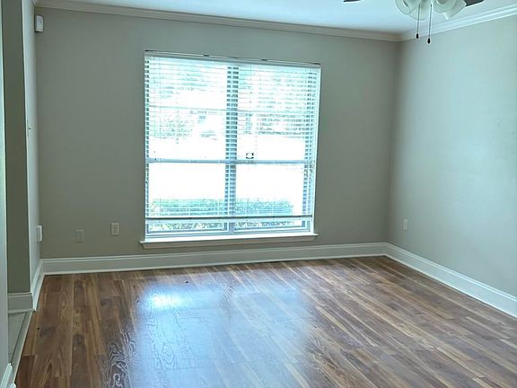 5th image of 8626 Barnett Dr