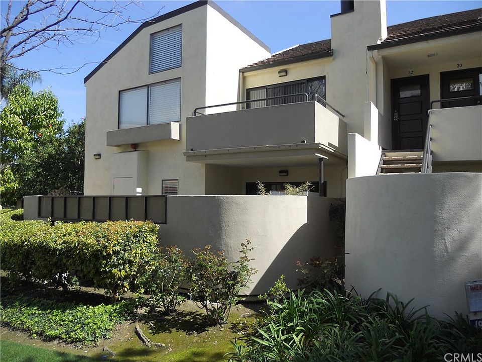 1st image of 13104 Glen Ct Unit 31