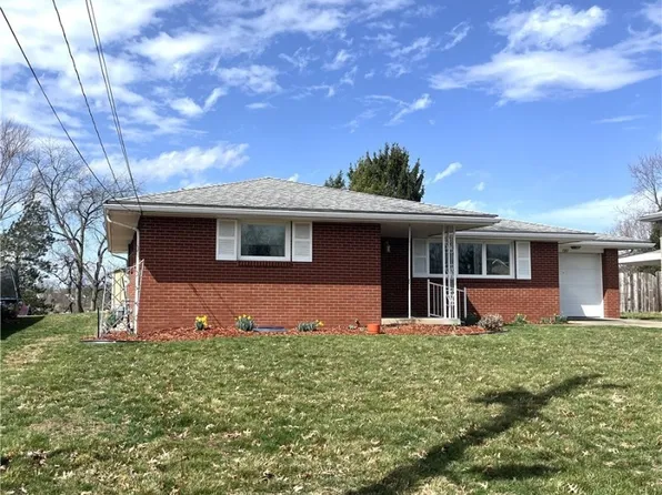 133 Grandview Dr, Wintersville, OH 43953