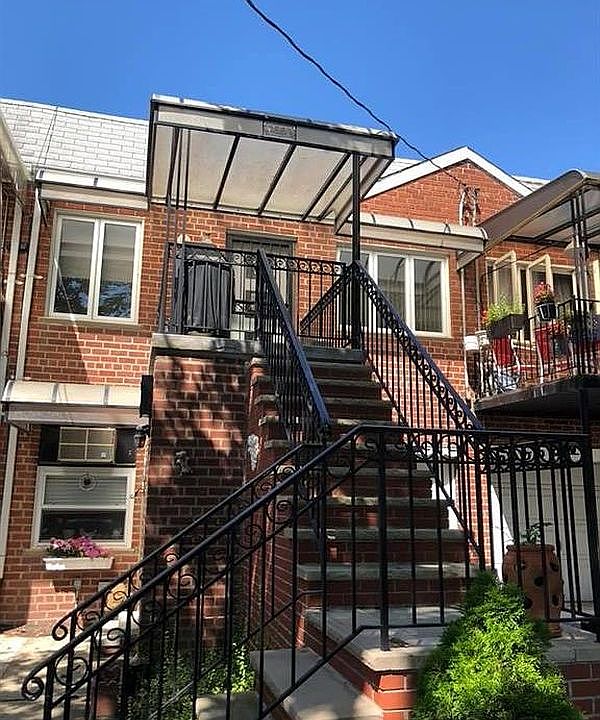 1st image of 2632 Ford St #2632